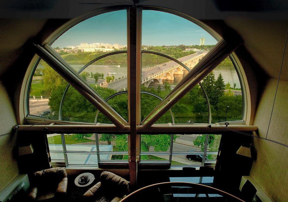 Park Town Hotel Саскатун Екстериор снимка