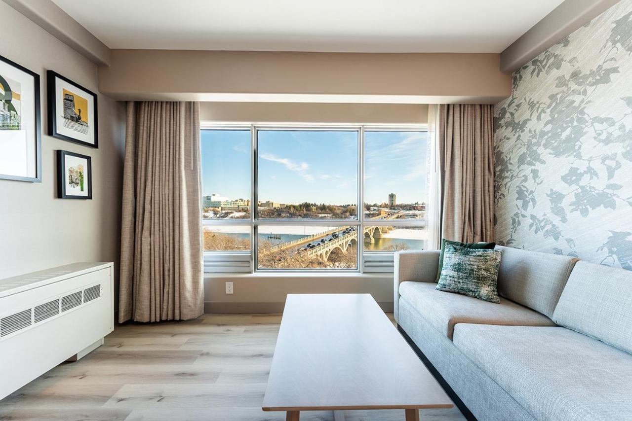 Park Town Hotel Саскатун Екстериор снимка
