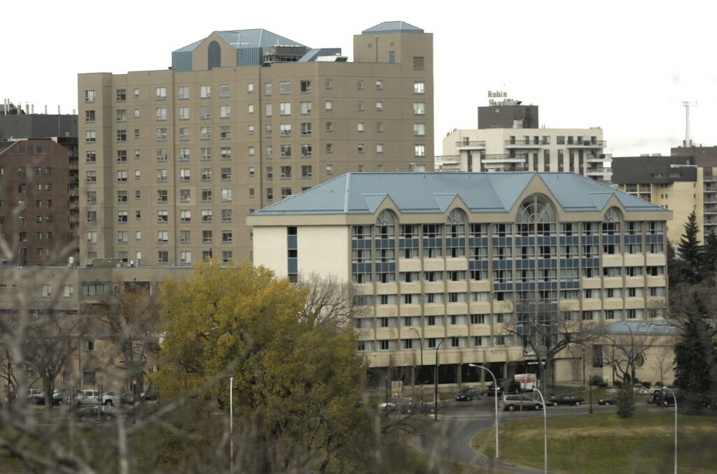 Park Town Hotel Саскатун Екстериор снимка